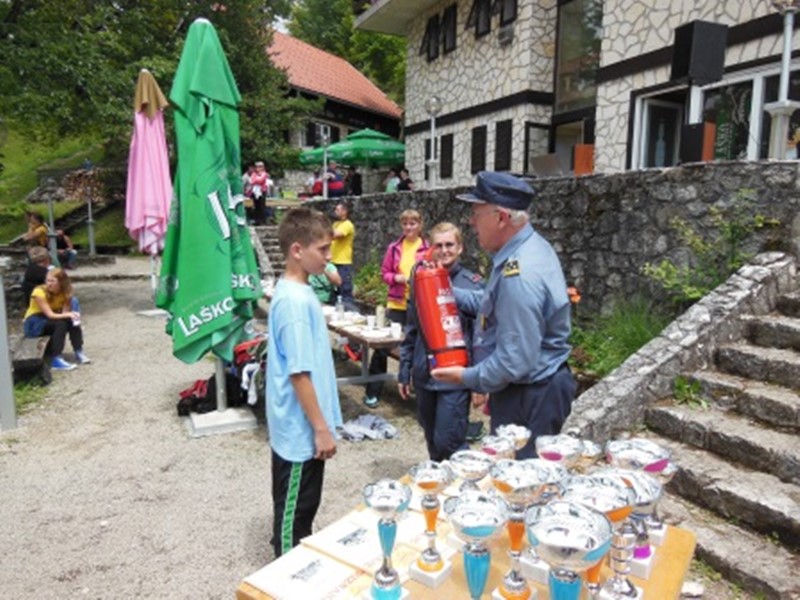 Srečanje mladine na Lisci 2014 038.JPG